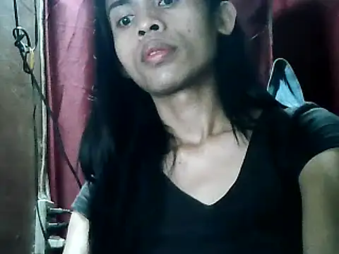 Snapshot of alluringSHANE chatting on 03-21-26, 05:38 alluringSHANE online show from 03-21-26, 05:38