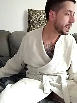 LoGaNfree88 online show from 03-05-25, 03:18