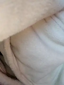 LoGaNfree88 online show from 11-18-25, 02:39