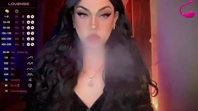 Snapshot of madam_agnes1 chatting on 06-07-26, 11:08 madam agnes1 online show from 06-07-26, 11:08