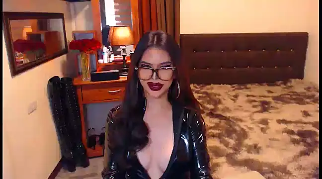 EXTREMELYDOM online show from 02-07-25, 11:45