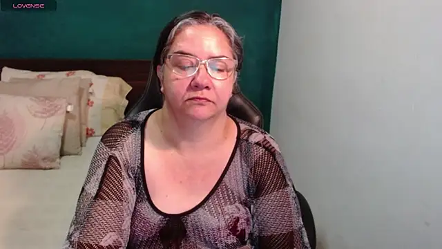 Snapshot of scaelettdubois chatting on 07-12-26, 09:33 scaelettdubois online show from 07-12-26, 09:33