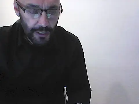 Snapshot of Kalel17073 chatting on 06-15-26, 05:48 Kalel17073 online show from 06-15-26, 05:48