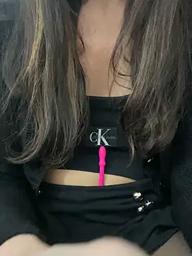 Snapshot of SHARONRodrig chatting on 11-27-25, 10:45 SHARONRodrig online show from 11-27-25, 10:45