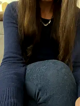 Snapshot of SHARONRodrig chatting on 12-01-25, 03:39 SHARONRodrig online show from 12-01-25, 03:39