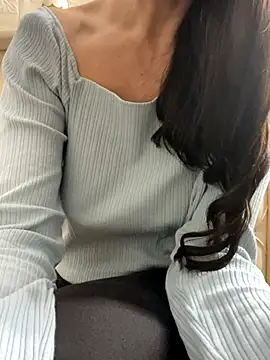 Snapshot of SHARONRodrig chatting on 12-02-25, 11:56 SHARONRodrig online show from 12-02-25, 11:56