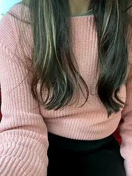 Snapshot of SHARONRodrig chatting on 12-19-25, 10:28 SHARONRodrig online show from 12-19-25, 10:28