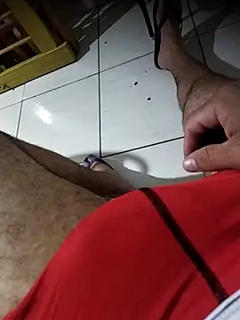 Snapshot of io380 chatting on 03-18-25, 09:53 io380 online show from 03-18-25, 09:53