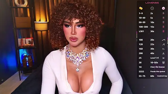 Snapshot of SexGoddess_Celine chatting on 11-09-25, 01:31 SexGoddess Celine online show from 11-09-25, 01:31