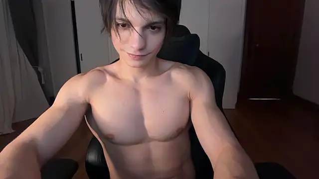 Snapshot of SasukeUhchiaa chatting on 12-14-25, 02:39 SasukeUhchiaa online show from 12-14-25, 02:39