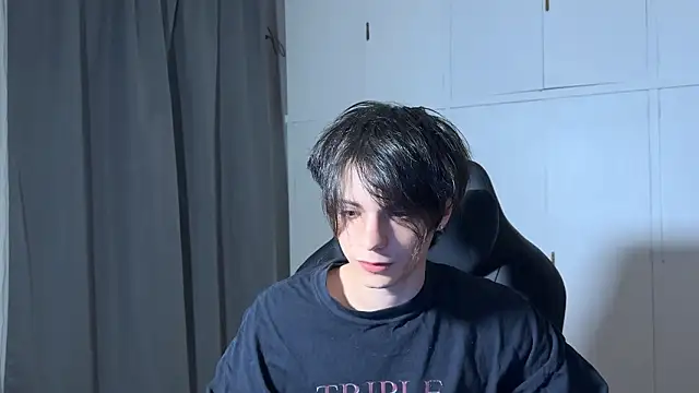 Snapshot of SasukeUhchiaa chatting on 02-03-26, 11:32 SasukeUhchiaa online show from 02-03-26, 11:32