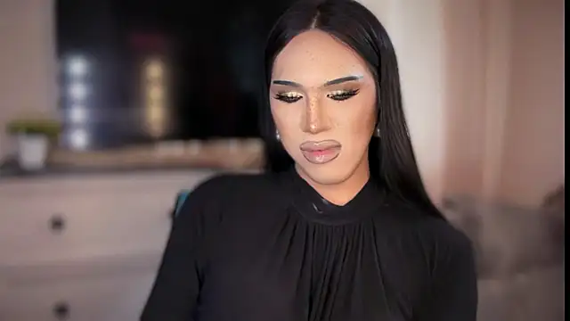 Snapshot of Ts_glamxxxx chatting on 03-09-26, 02:48 Ts glamxxxx online show from 03-09-26, 02:48