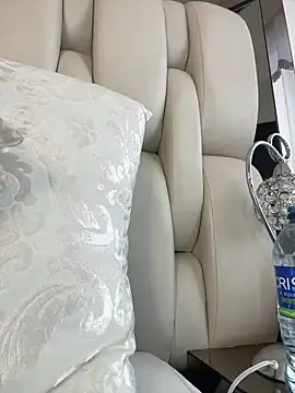 ALISSON FOXXX1 online show from 03-09-25, 05:06