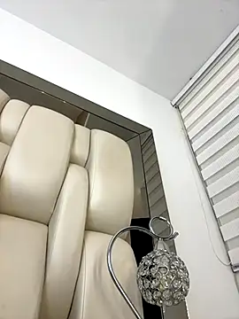 ALISSON FOXXX1 online show from 09-12-25, 08:53