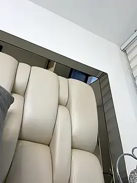 ALISSON FOXXX1 online show from 09-20-25, 04:52