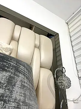 ALISSON FOXXX1 online show from 10-16-25, 08:54