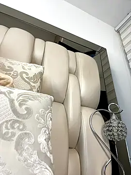 ALISSON FOXXX1 online show from 10-27-25, 09:52