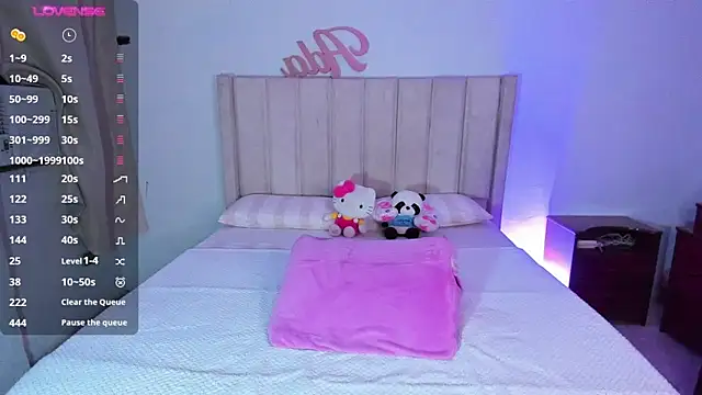 Snapshot of sheirysex_ chatting on 03-12-26, 03:34 sheirysex online show from 03-12-26, 03:34