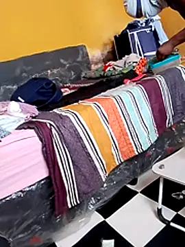 Snapshot of LULE37587001 chatting on 11-28-25, 06:16 LULE37587001 online show from 11-28-25, 06:16