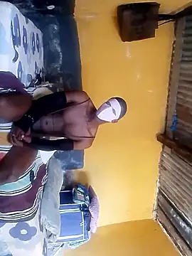 Snapshot of LULE37587001 chatting on 01-12-26, 10:09 LULE37587001 online show from 01-12-26, 10:09