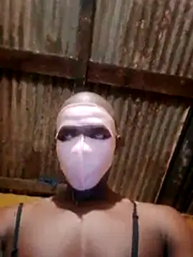 Snapshot of LULE37587001 chatting on 01-15-26, 07:39 LULE37587001 online show from 01-15-26, 07:39