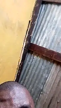 Snapshot of LULE37587001 chatting on 02-15-26, 11:41 LULE37587001 online show from 02-15-26, 11:41