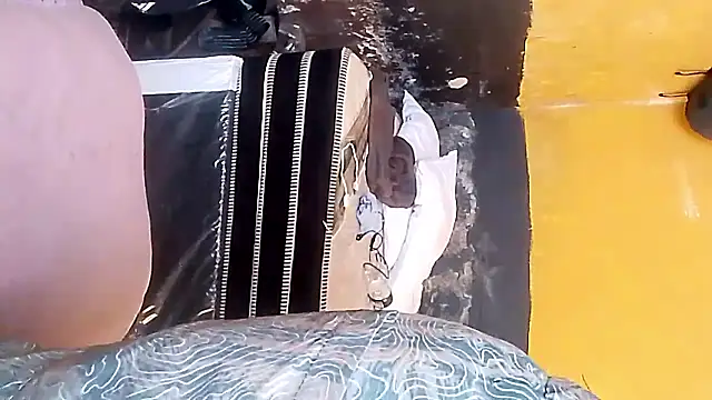 Snapshot of LULE37587001 chatting on 02-18-26, 08:32 LULE37587001 online show from 02-18-26, 08:32