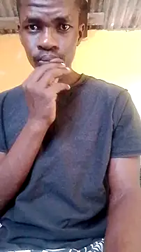 Snapshot of LULE37587001 chatting on 02-25-26, 11:20 LULE37587001 online show from 02-25-26, 11:20