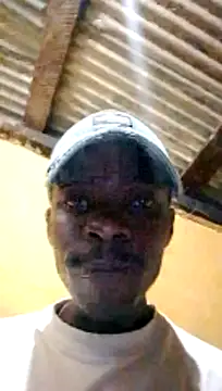 Snapshot of LULE37587001 chatting on 03-04-26, 05:41 LULE37587001 online show from 03-04-26, 05:41