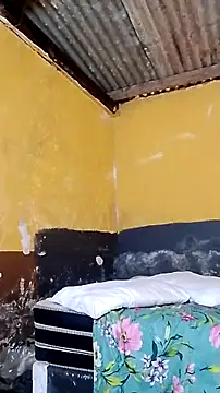 Snapshot of LULE37587001 chatting on 03-06-26, 01:18 LULE37587001 online show from 03-06-26, 01:18