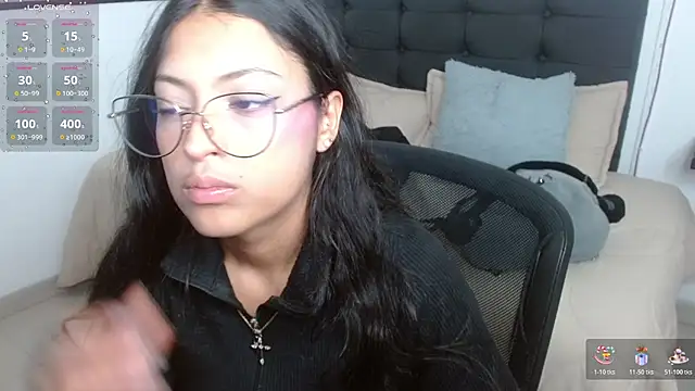 vaness weet online show from 07-19-26, 08:34