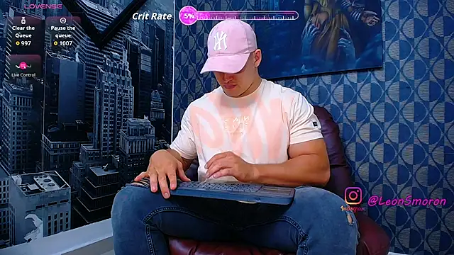 Leonsmoron online show from 05-16-26, 03:58