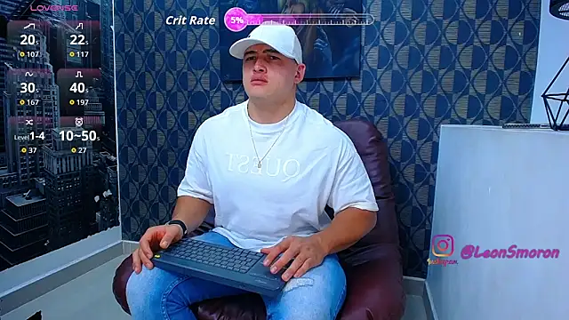 Leonsmoron online show from 05-18-26, 12:18
