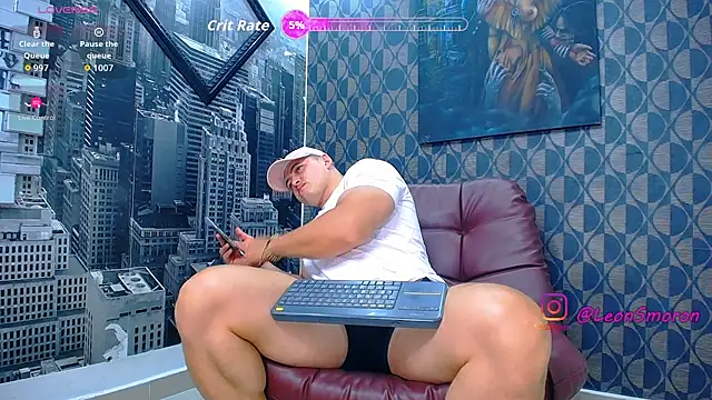 Leonsmoron online show from 05-20-26, 02:51