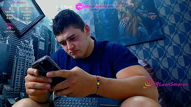 Leonsmoron online show from 07-28-26, 12:40