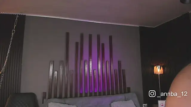 annie barozzi online show from 09-19-25, 01:34