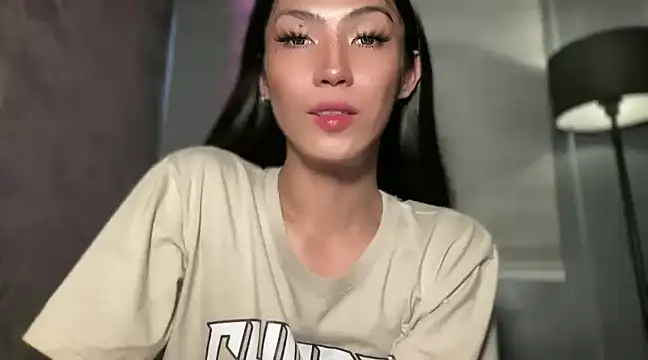 Bella Gordon online show from 12-14-24, 08:13