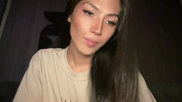 Bella Gordon online show from 09-19-25, 03:45