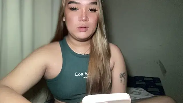 MissCataleyaxxx online show from 02-18-25, 12:15