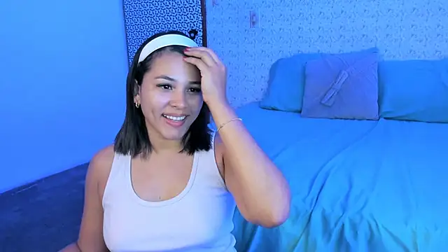 caylinhot7 online show from 10-17-25, 05:32