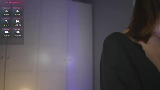 -JuicyMolly- online show from 11-05-25, 02:39