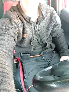 Snapshot of Xcoquinx chatting on 02-04-25, 03:57 Xcoquinx online show from 02-04-25, 03:57