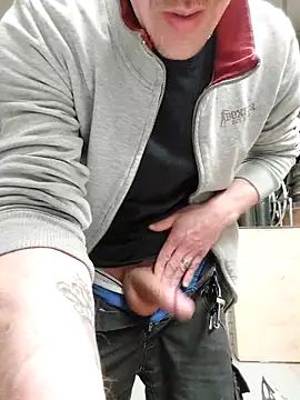 Snapshot of Xcoquinx chatting on 02-24-26, 12:58 Xcoquinx online show from 02-24-26, 12:58