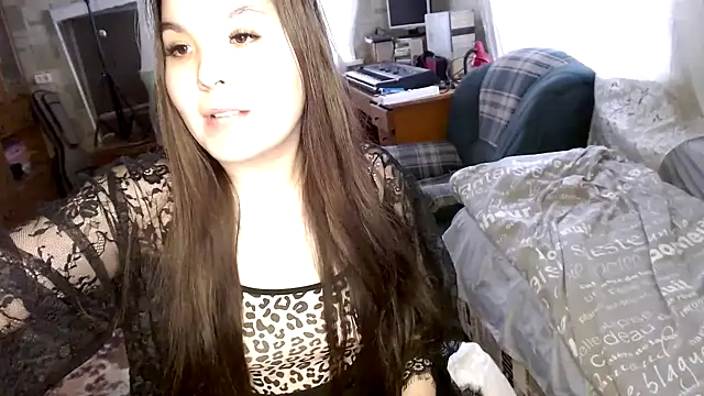 Snapshot of Var_Kiss chatting on 02-20-25, 09:55 Var Kiss online show from 02-20-25, 09:55
