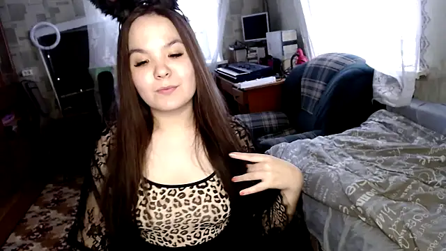 Snapshot of Var_Kiss chatting on 02-27-25, 07:55 Var Kiss online show from 02-27-25, 07:55