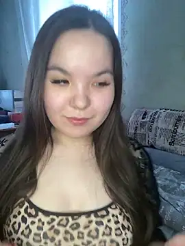 Snapshot of Var_Kiss chatting on 03-10-25, 07:21 Var Kiss online show from 03-10-25, 07:21