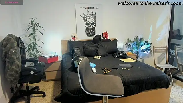 kaiser679  online show from 03-11-25, 08:09