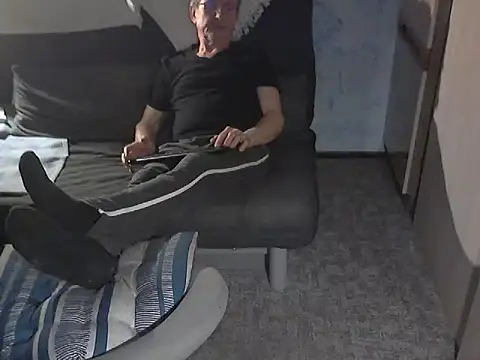 kiam471 online show from 02-13-26, 11:45