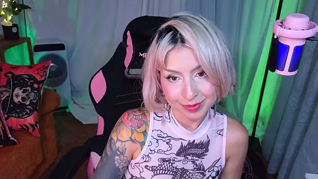 Cinamoonn online show from 07-07-26, 10:14
