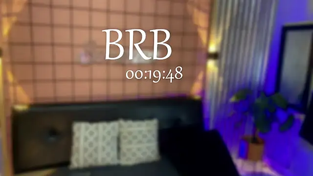 mensia hernandz online show from 03-06-25, 01:24